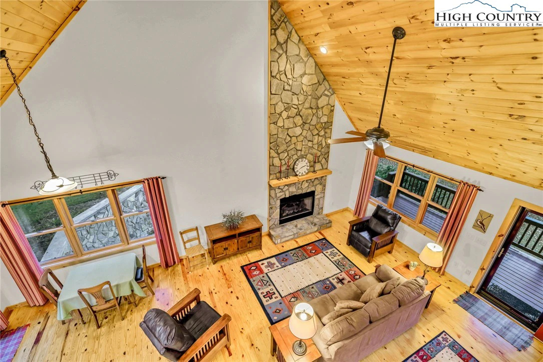 Image number 5 for the current listing