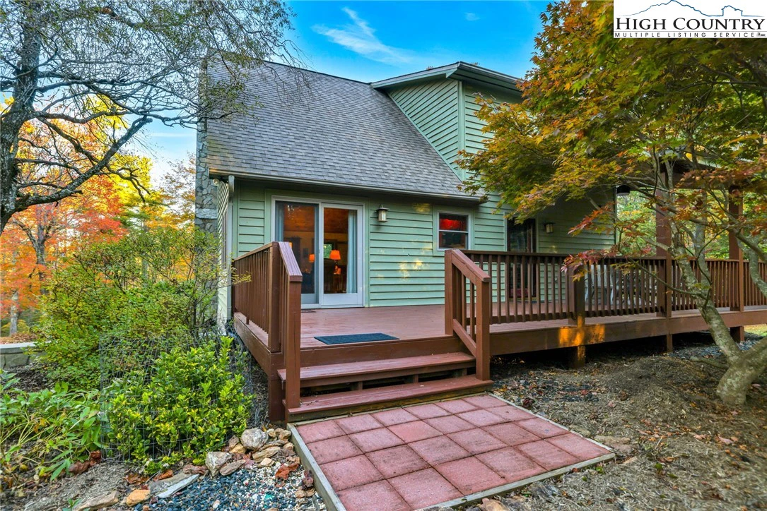 Image number 20 for the current listing