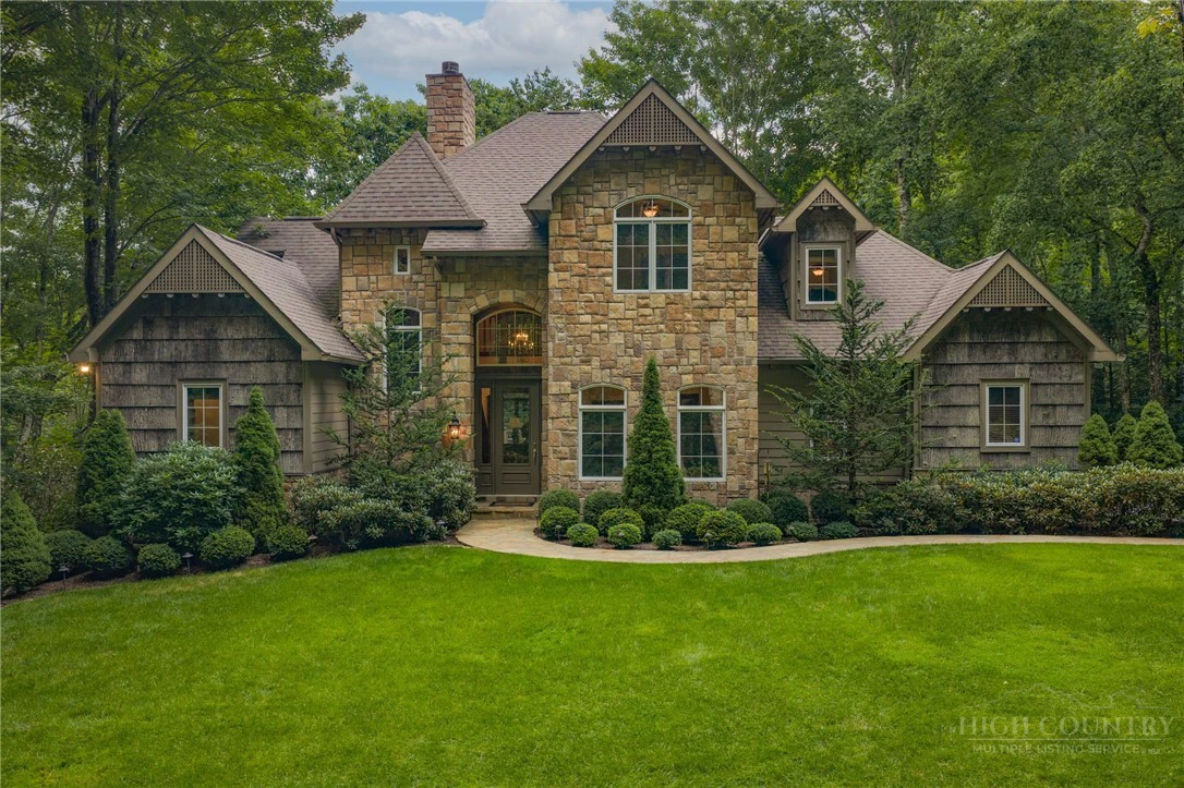 Image number 9 for the current listing