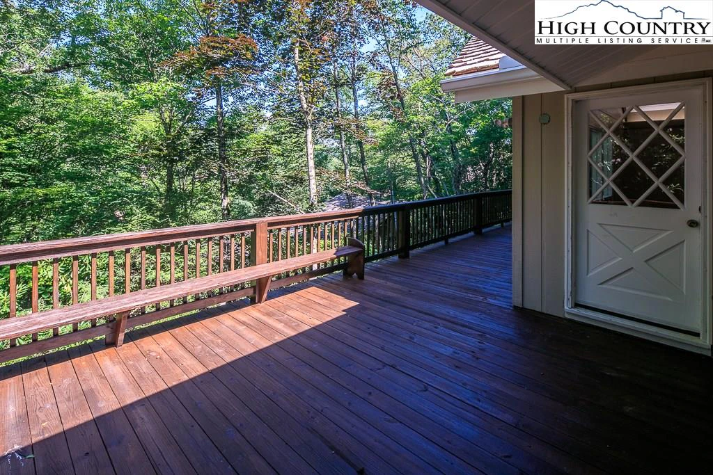 Image number 6 for the current listing