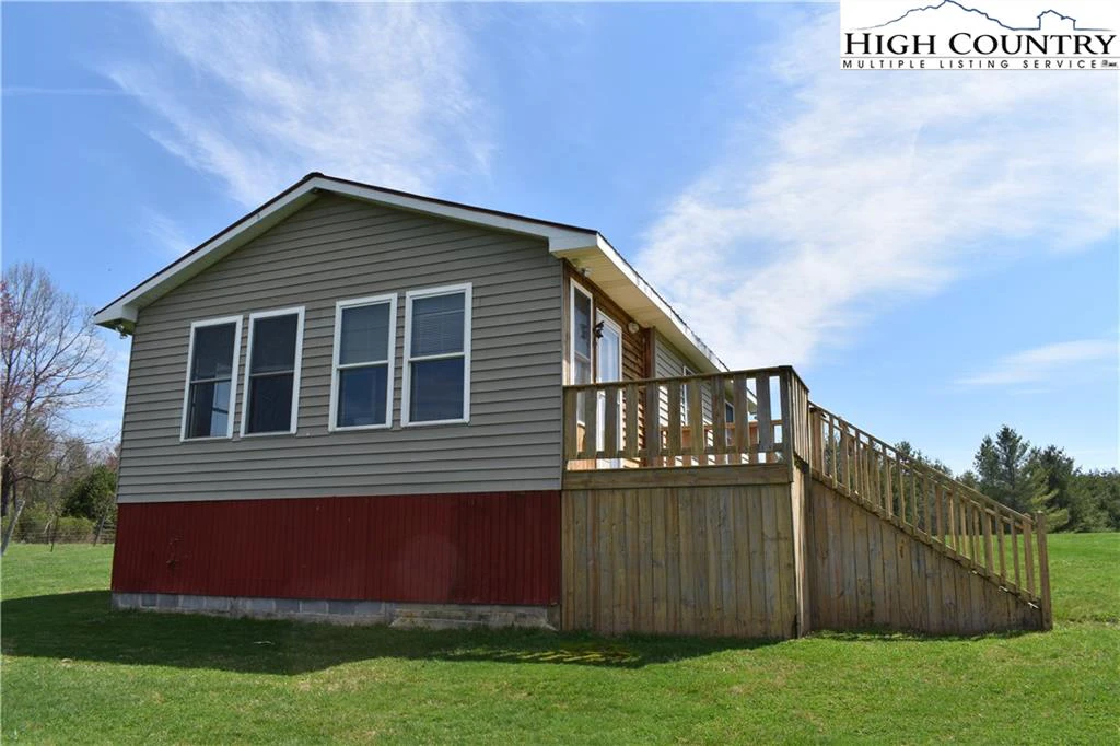 Image number 16 for the current listing