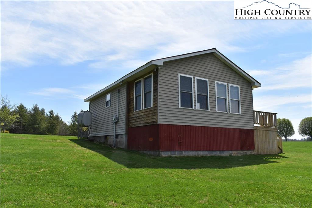 Image number 15 for the current listing
