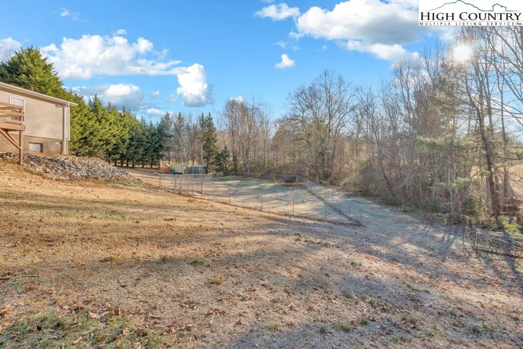 Image number 5 for the current listing