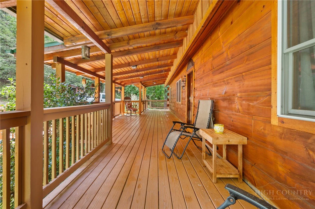 Image number 12 for the current listing
