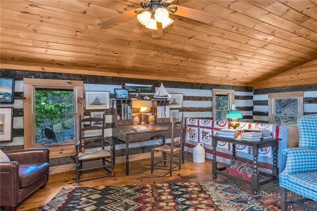 Image number 13 for the current listing