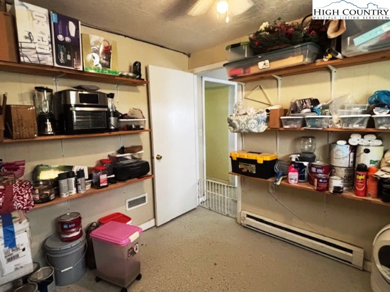 Image number 12 for the current listing