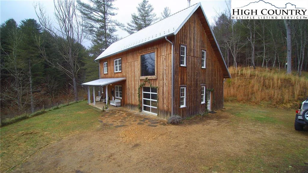 Image number 18 for the current listing