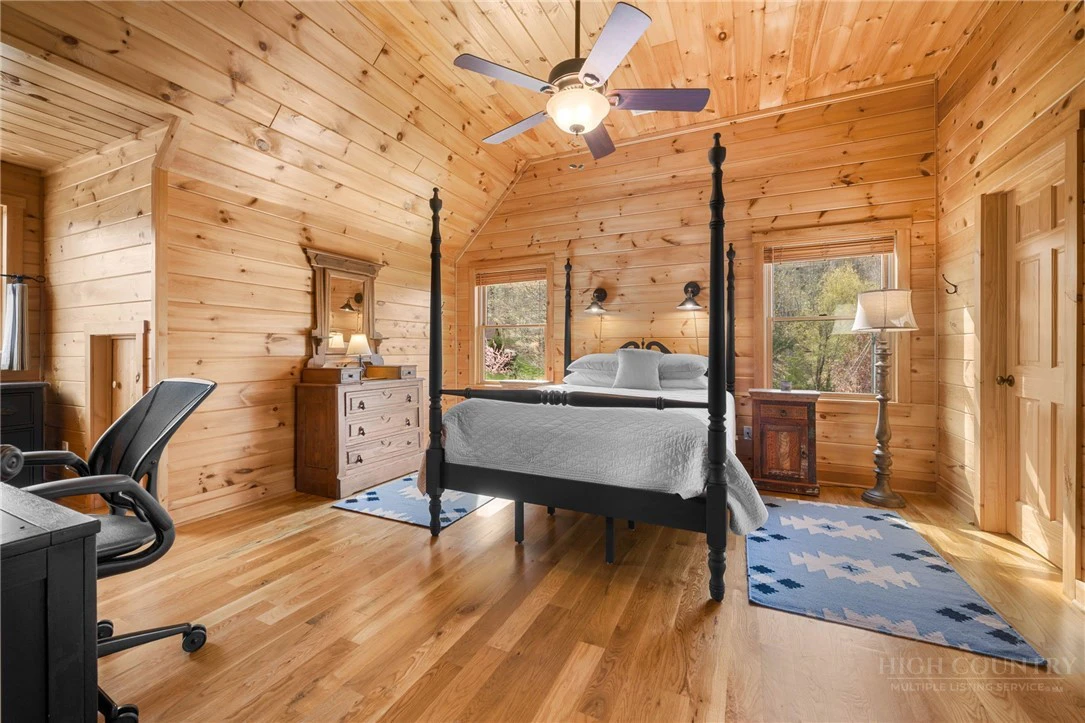 Image number 6 for the current listing