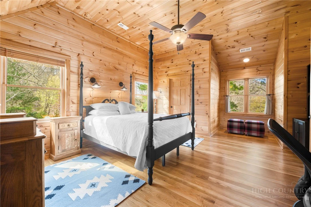 Image number 5 for the current listing