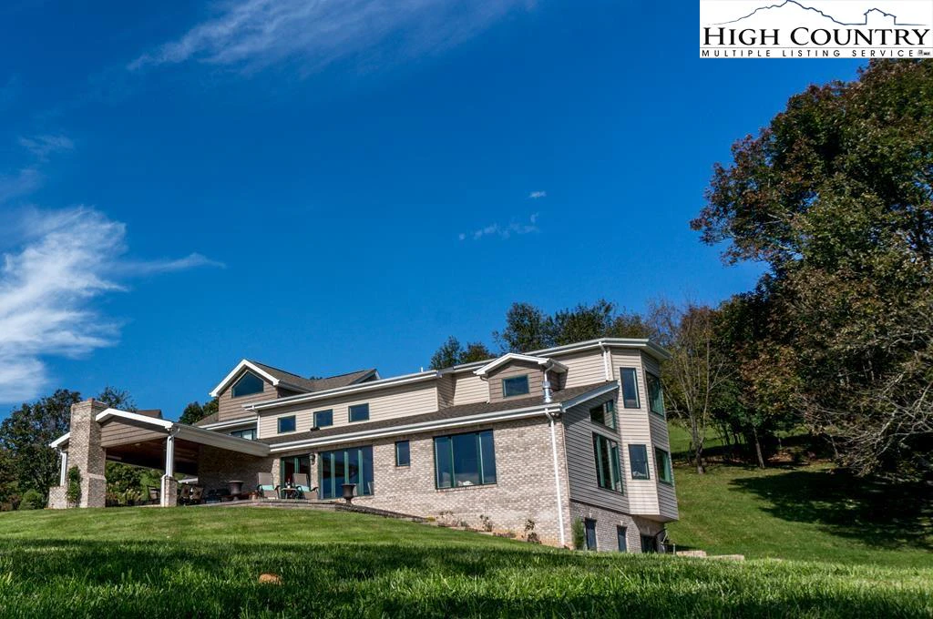Image number 9 for the current listing