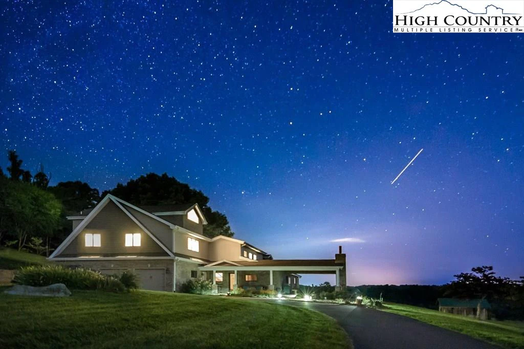 Image number 3 for the current listing