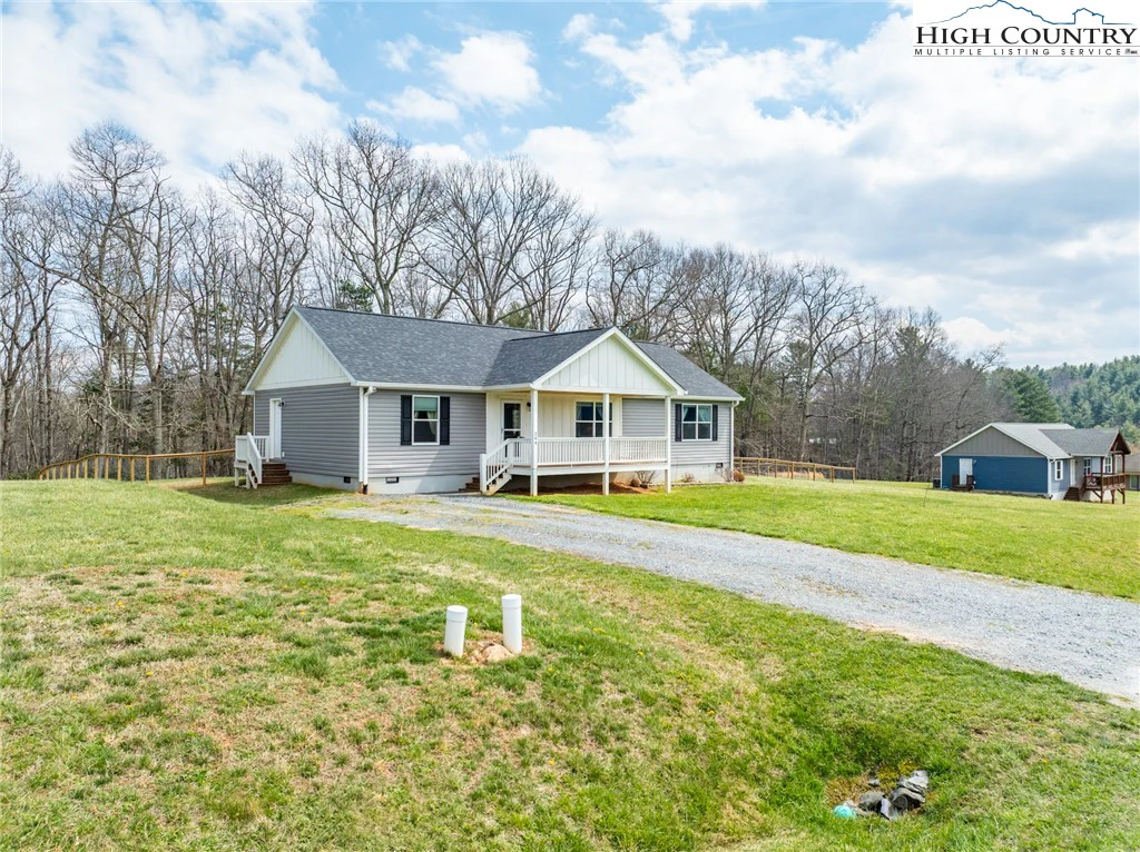 Image number 18 for the current listing