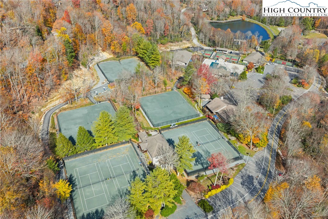 Image number 4 for the current listing
