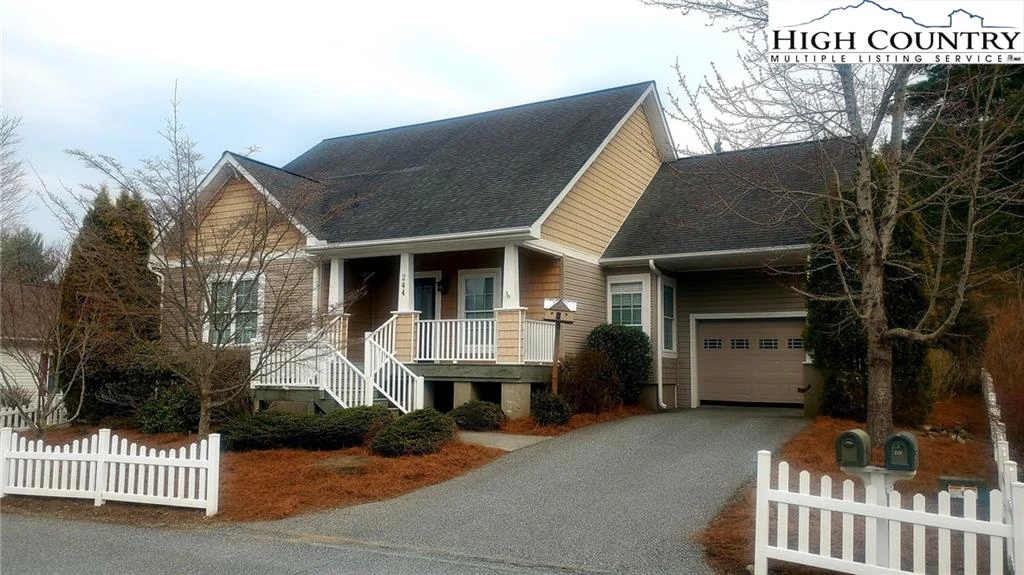 Image number 1 for the current listing