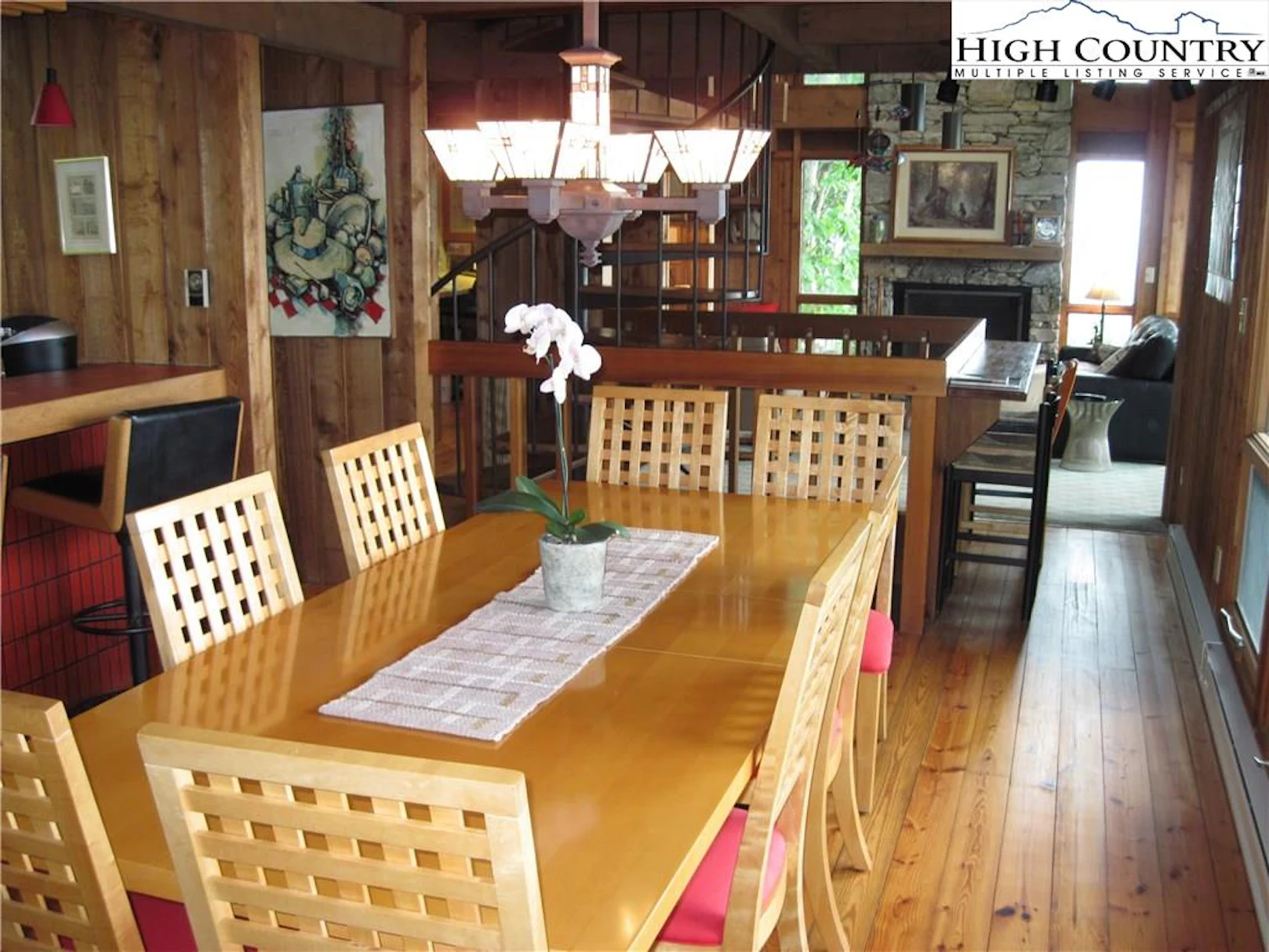 Image number 21 for the current listing