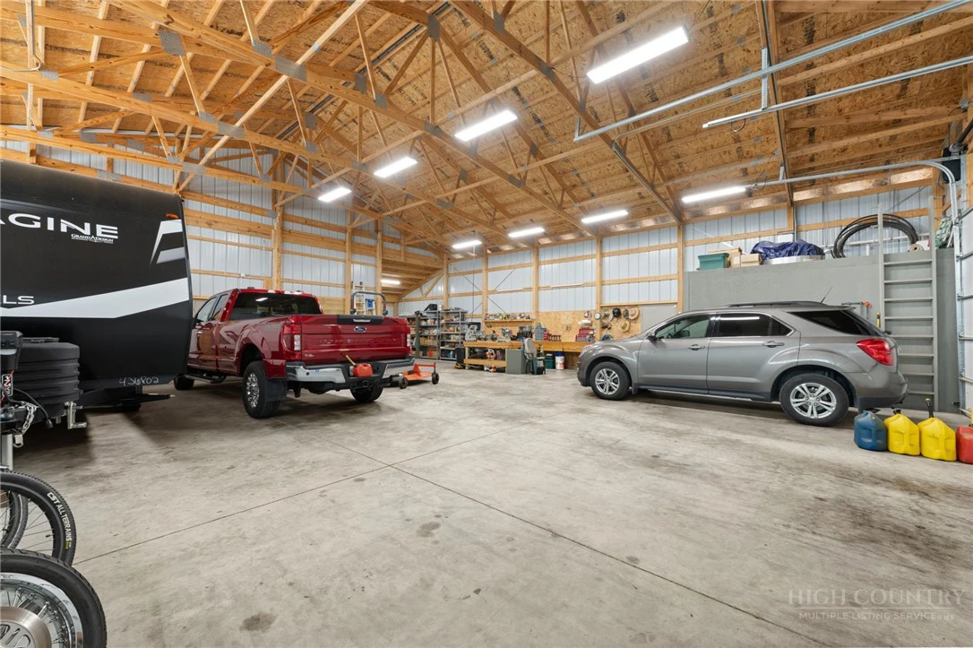 Image number 6 for the current listing