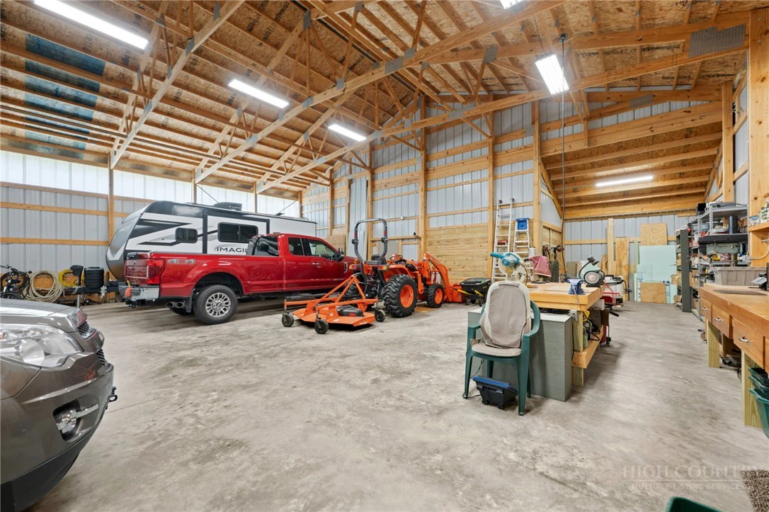 Image number 8 for the current listing