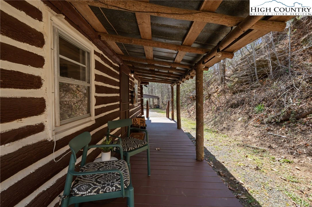 Image number 12 for the current listing
