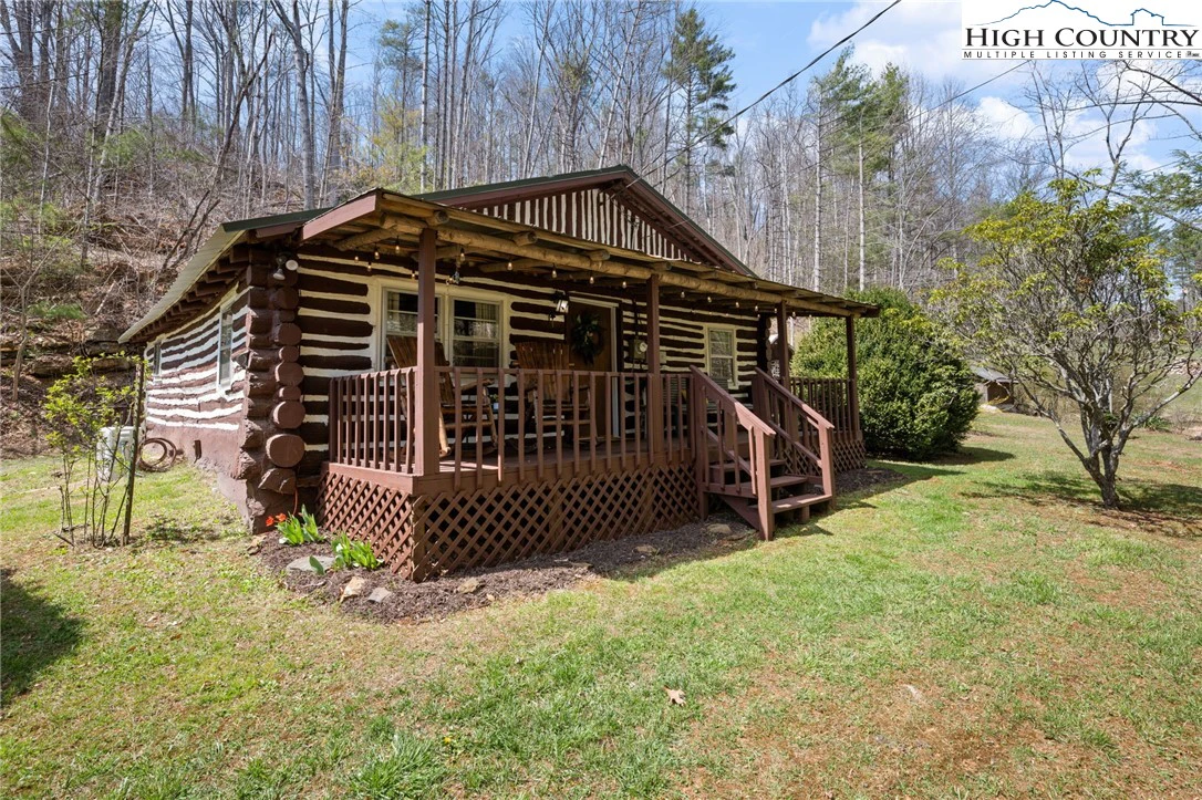 Image number 11 for the current listing