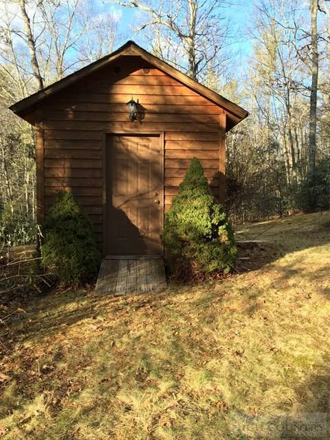 Image number 3 for the current listing