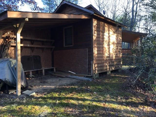 Image number 4 for the current listing