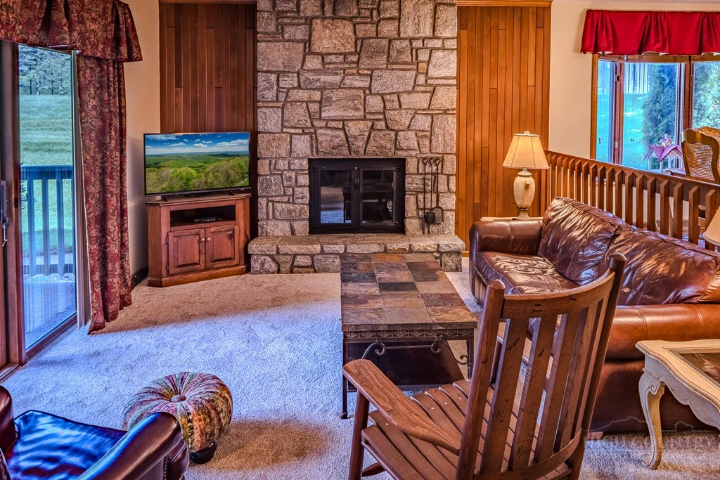 Image number 8 for the current listing