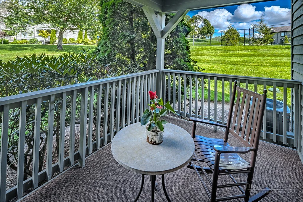 Image number 18 for the current listing