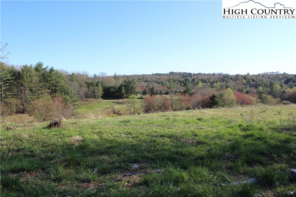 Image number 19 for the current listing