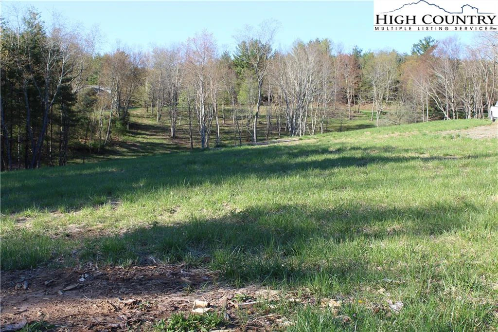 Image number 16 for the current listing