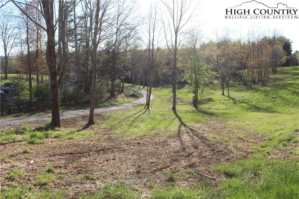 Image number 9 for the current listing