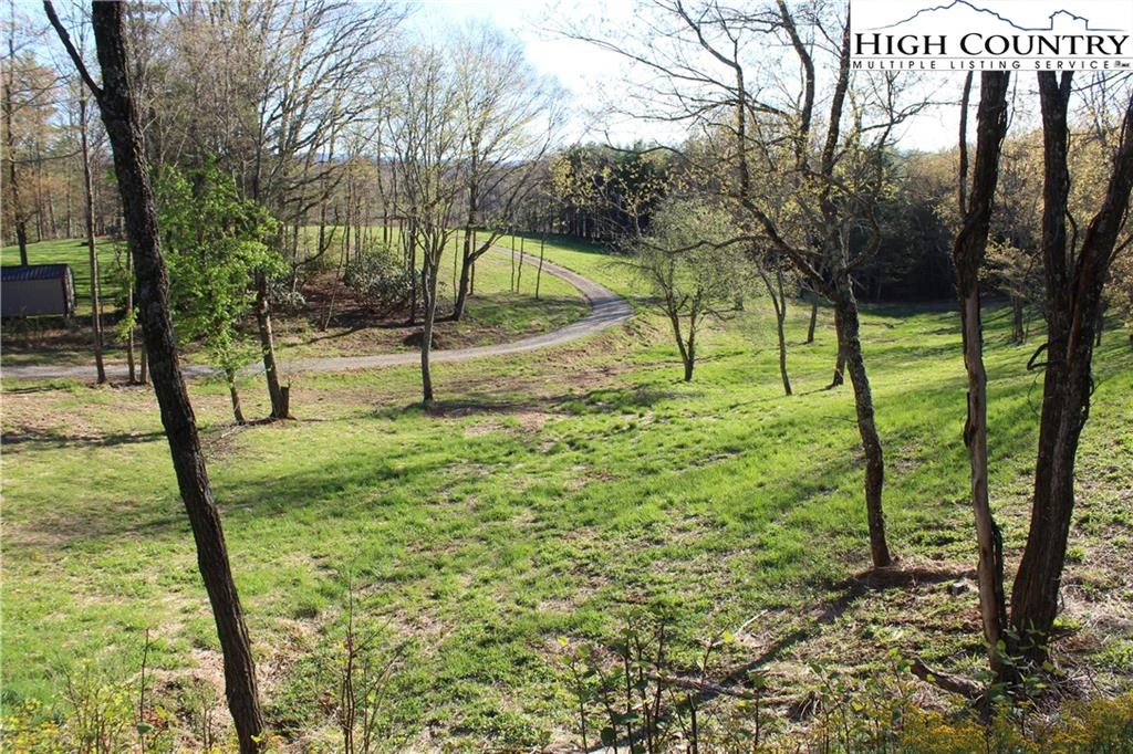 Image number 8 for the current listing