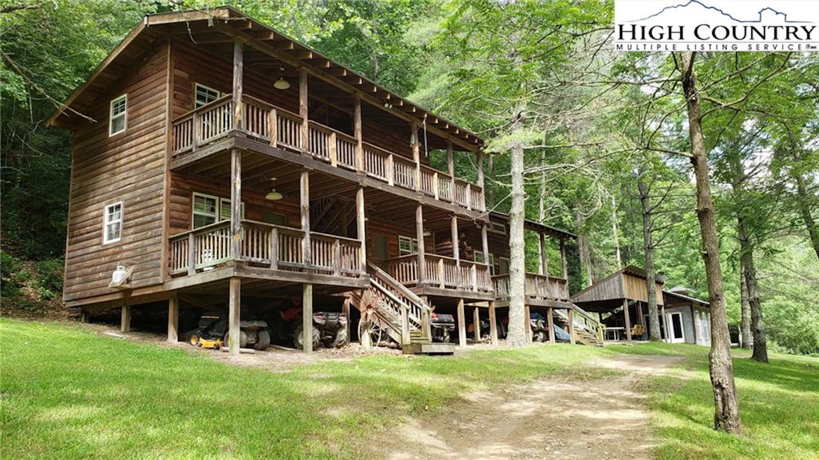 Image number 1 for the current listing