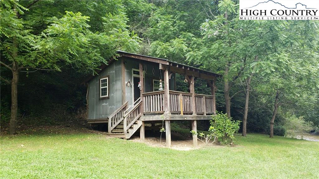 Image number 2 for the current listing