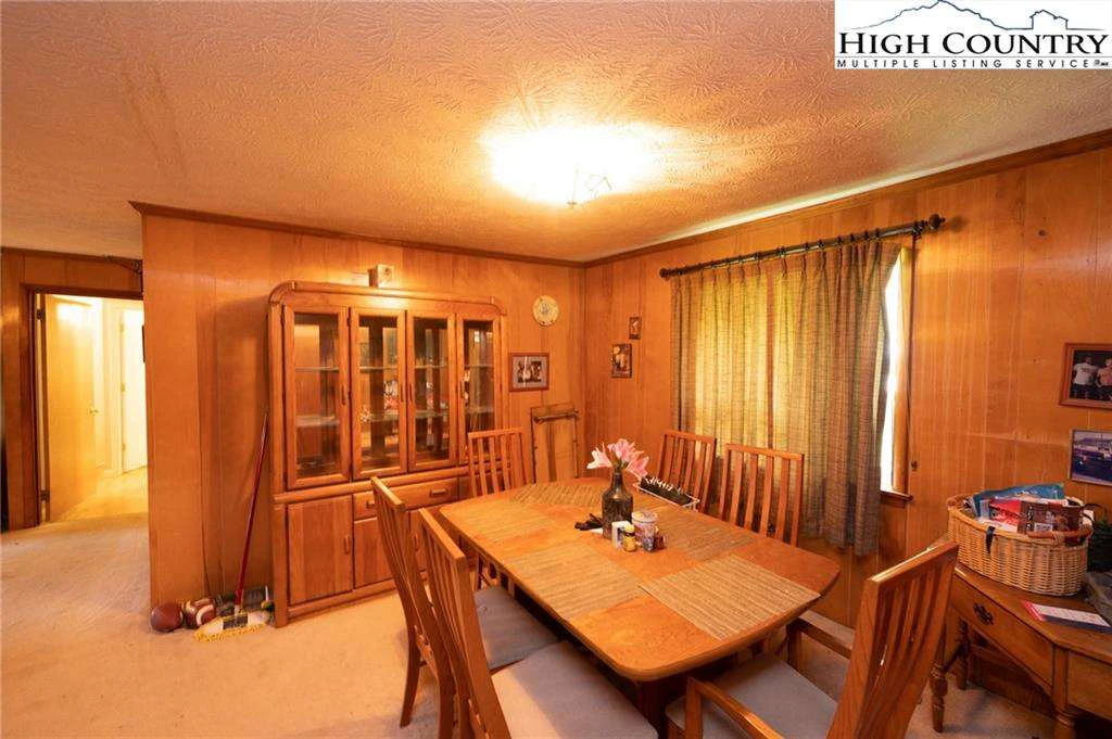 Image number 10 for the current listing