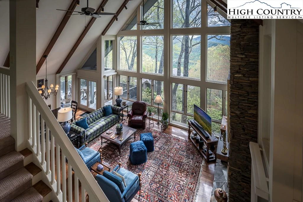 Image number 7 for the current listing