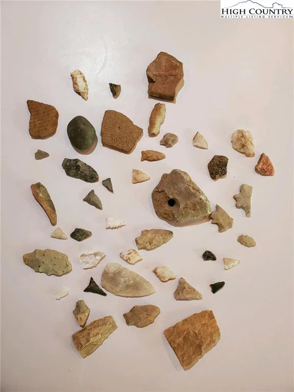 Image number 8 for the current listing