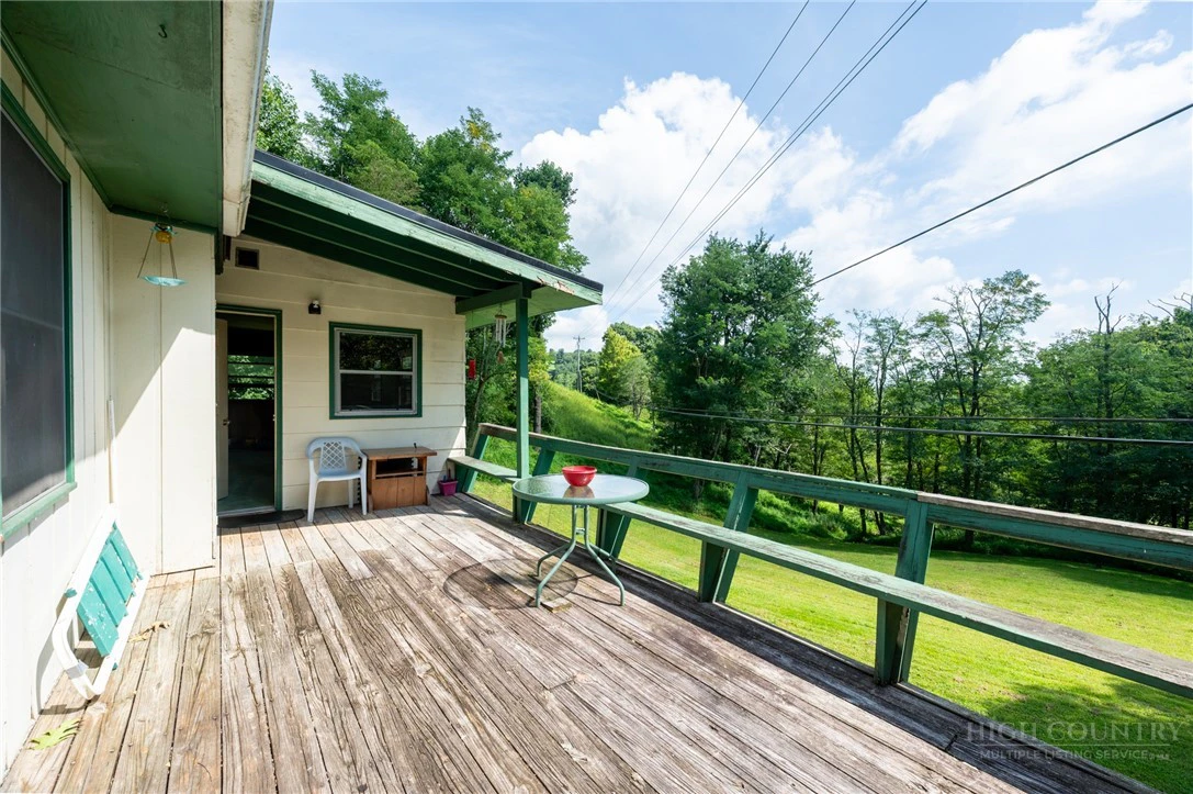 Image number 8 for the current listing