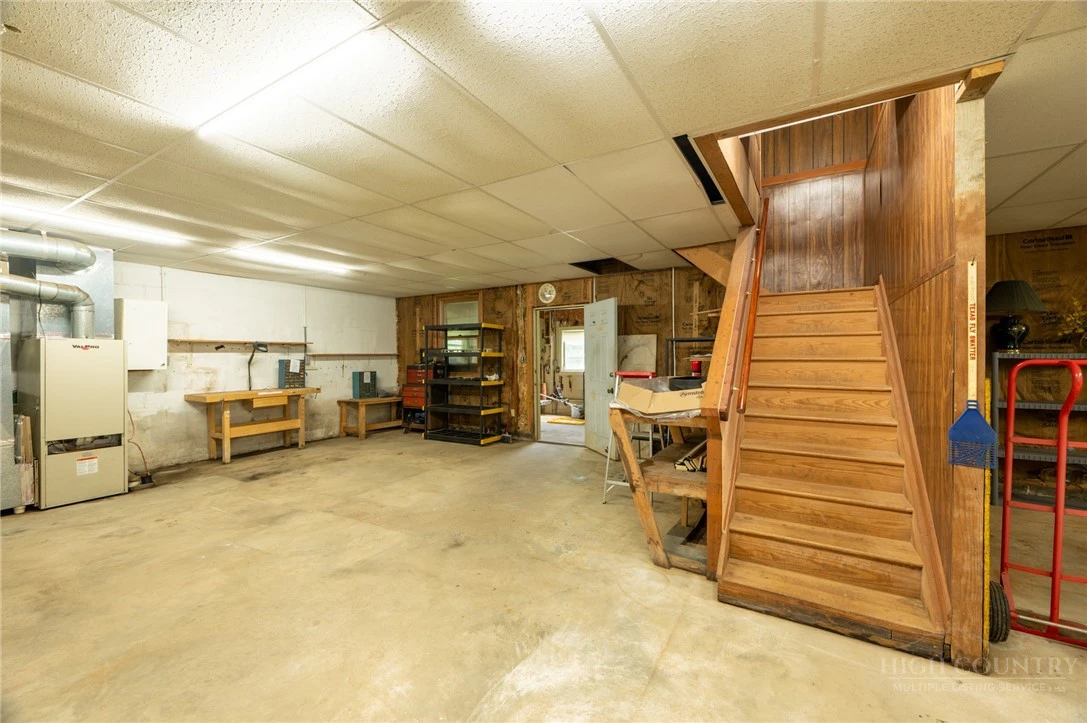 Image number 22 for the current listing