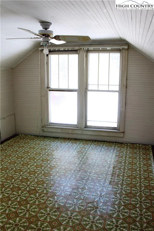 Image number 5 for the current listing