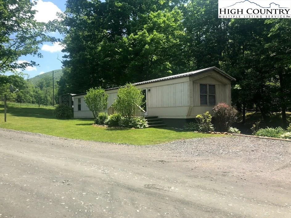 Image number 1 for the current listing