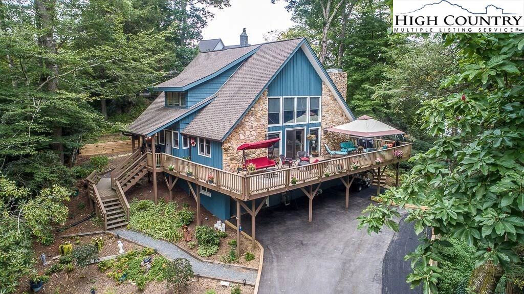 Image number 1 for the current listing