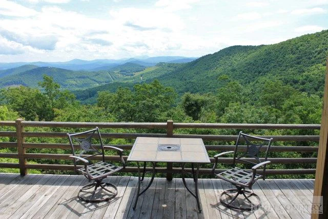 Image number 9 for the current listing