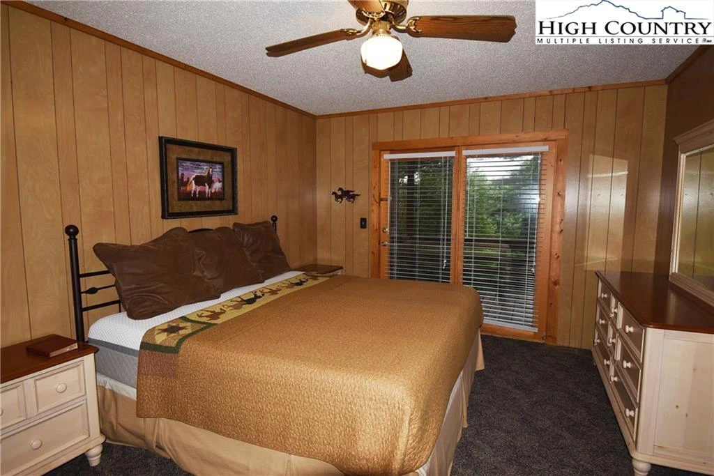 Image number 2 for the current listing