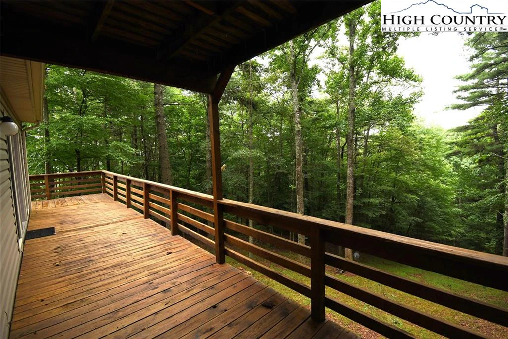 Image number 7 for the current listing