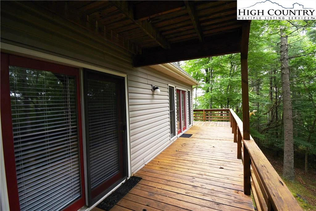 Image number 6 for the current listing