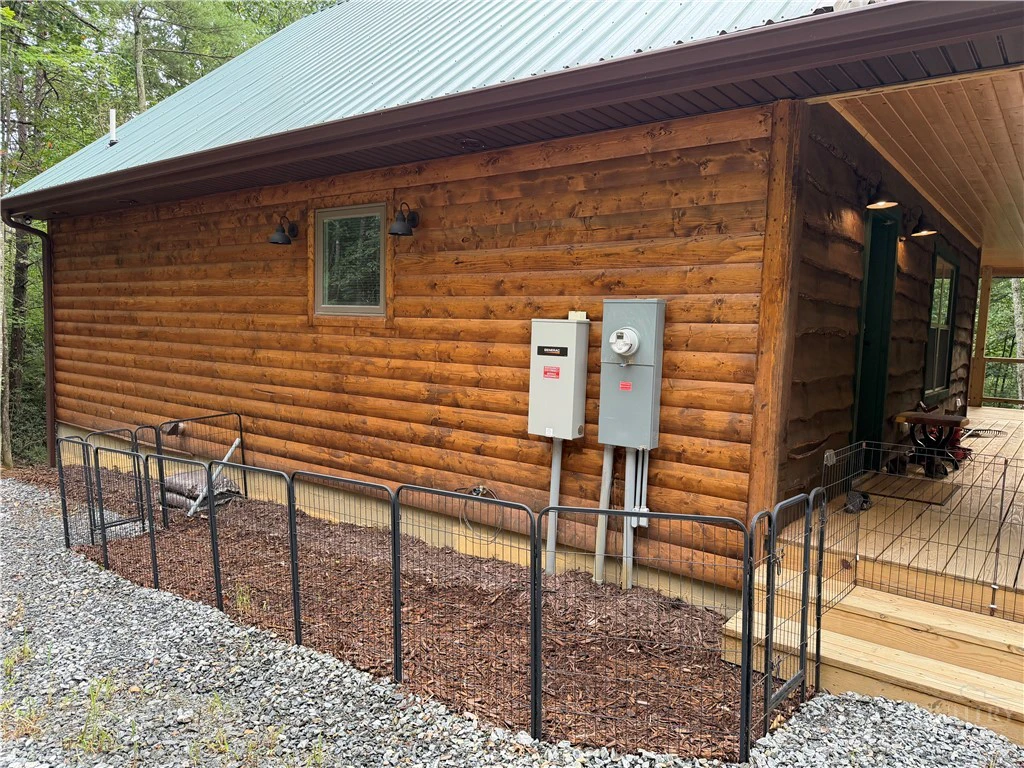 Image number 5 for the current listing