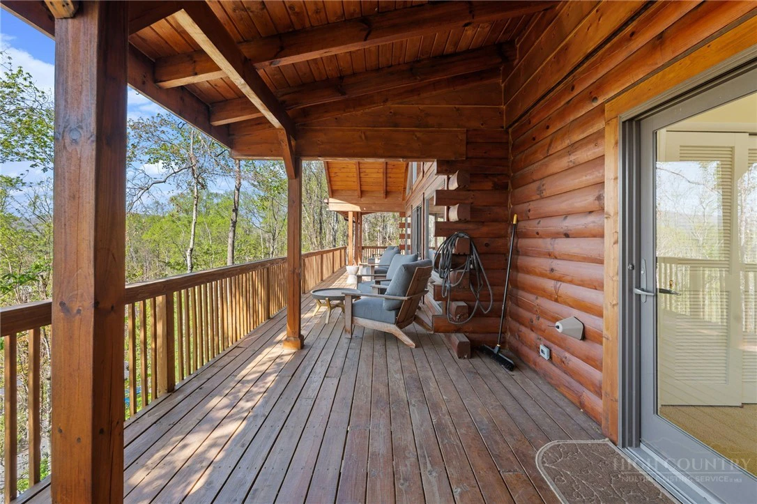 Image number 5 for the current listing