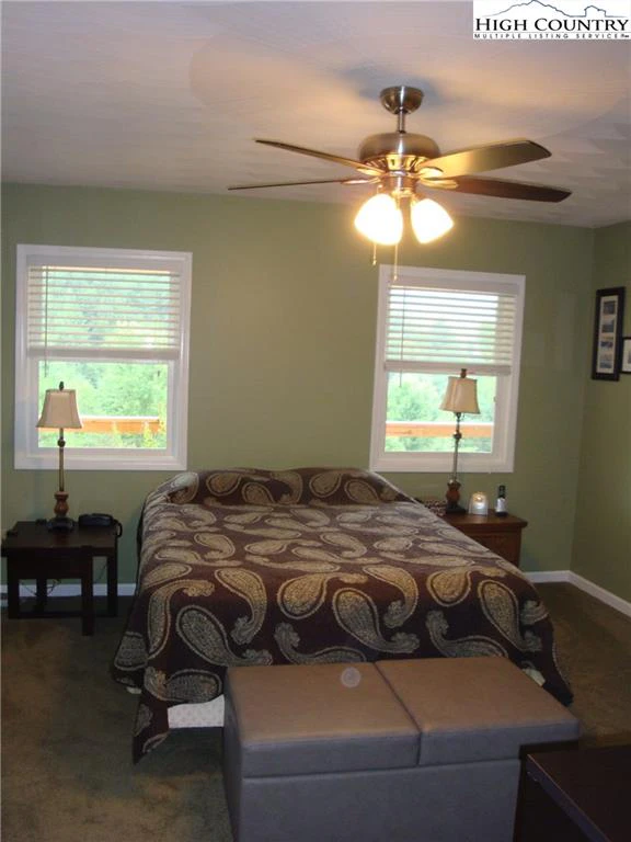 Image number 5 for the current listing