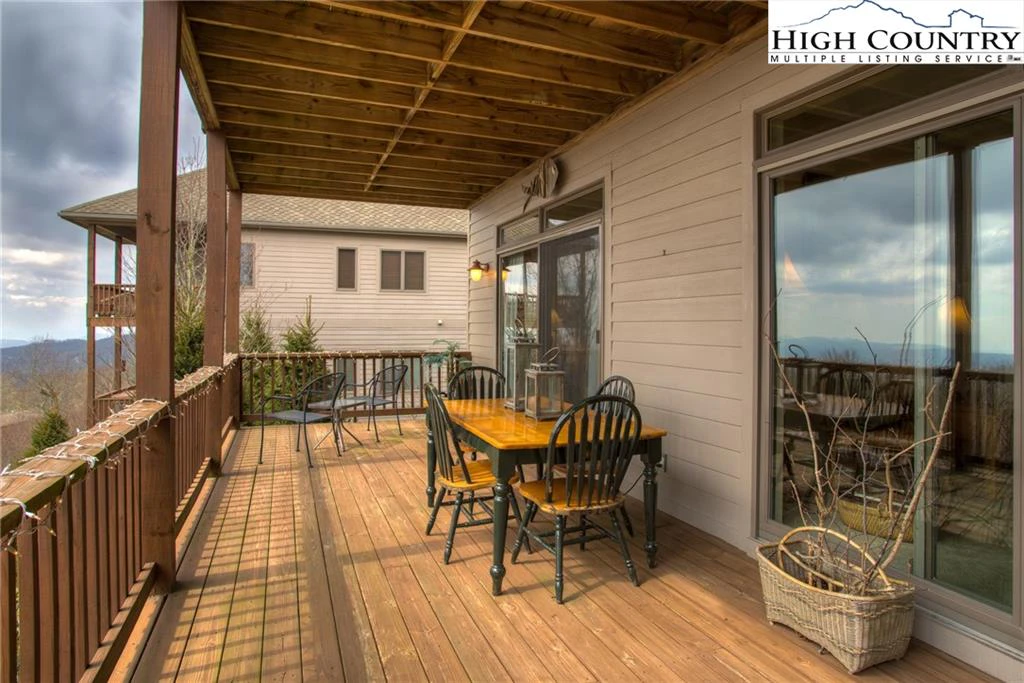 Image number 12 for the current listing