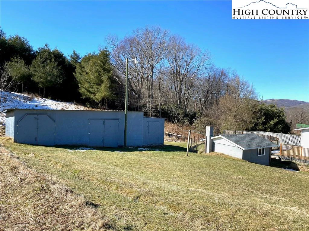 Image number 4 for the current listing